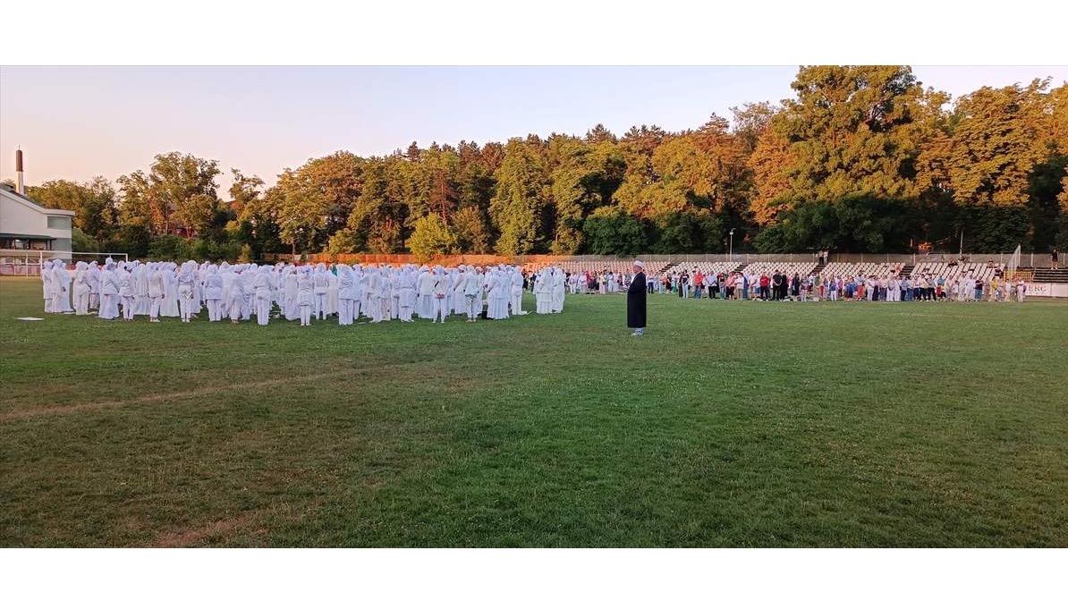 U Bihaću performansom odana počast žrtvama genocida u Srebrenici