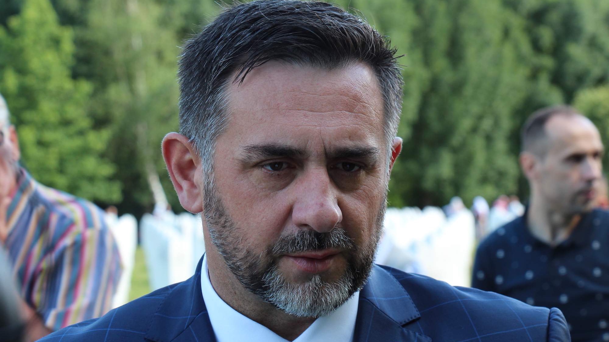 Ramić u Potočarima: Svako mora dati najbolje od sebe kako bismo pomogli žrtvama genocida