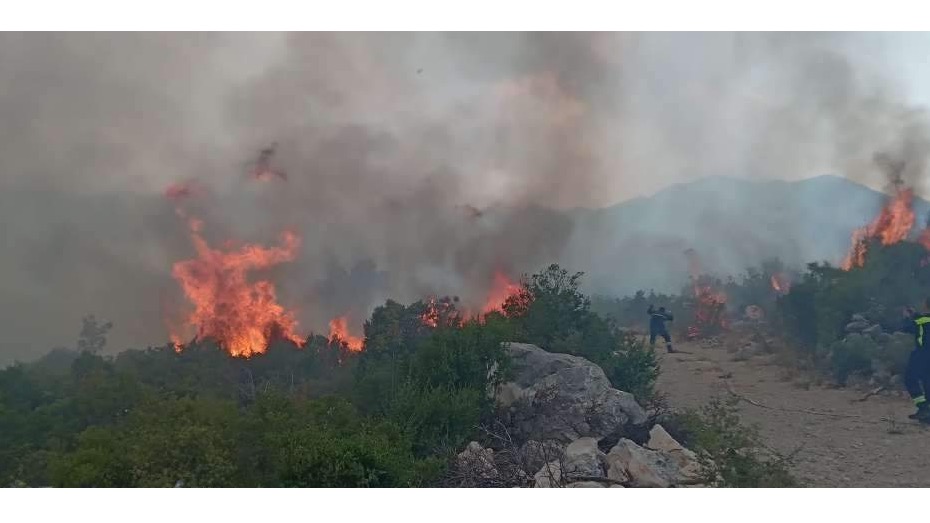 Požar u Konjicu još aktivan, u Neumu potrebna pomoć iz zraka