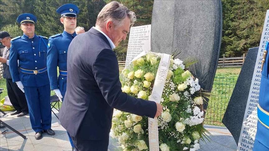  Komšić na obilježavanju 30. godišnjice dolaska Prvog samostalnog sokolačkog bataljona na olovsko ratište: Od borbe za ovu zemlju nikada nećemo odustati