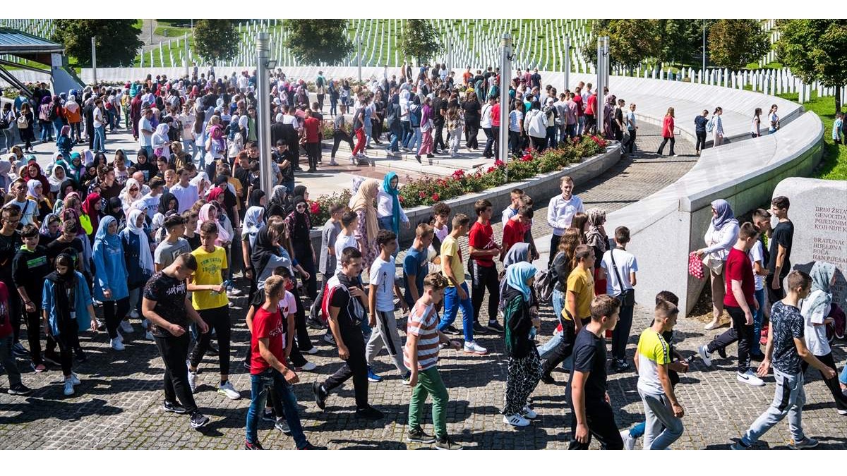 Blizu 600 učenika sa područja općine Tešanj boravilo u Potočarima