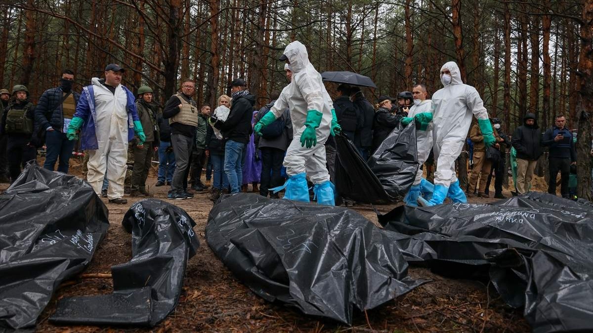 Ukrajina: Masovna grobnica s 436 tijela pronađena u Izjumu