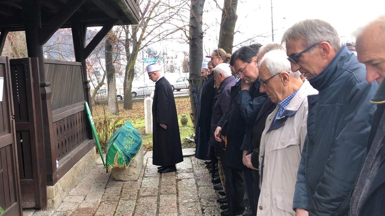 Klanjana dženaza Arifu Ahmetaševiću - Bio je borac za pravdu za žrtve zločina počinjenog na Kapiji