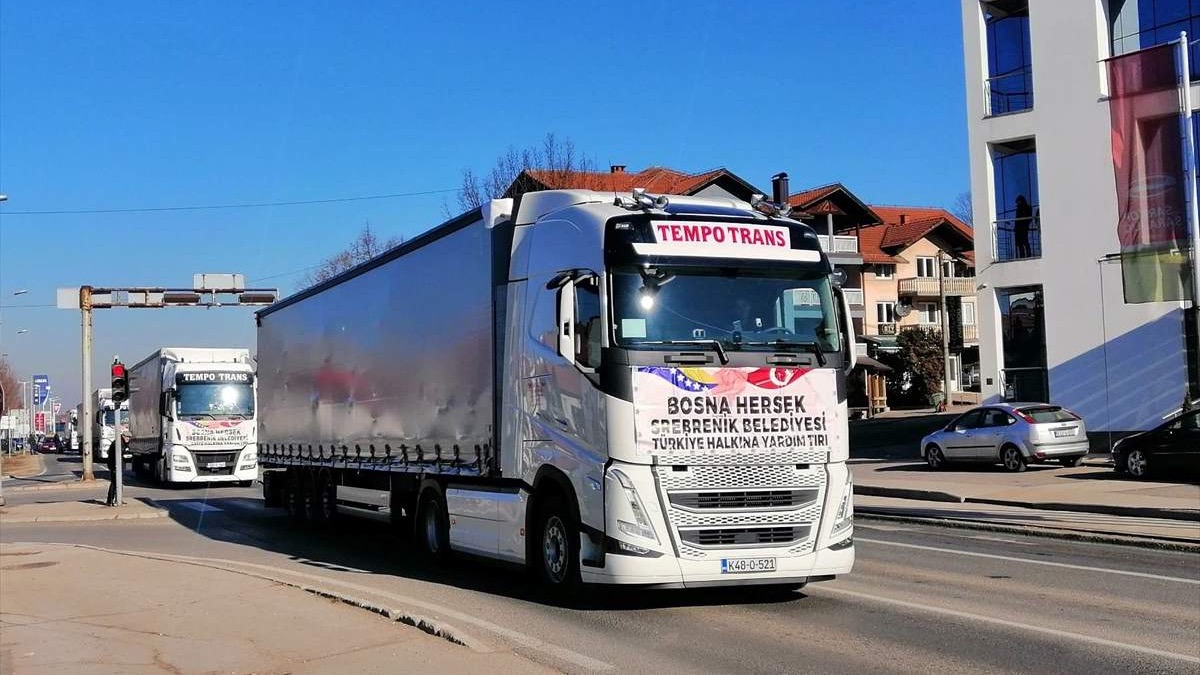 Nekoliko dana trajala akcija: Pet kamiona pomoći krenulo iz Srebrenika u Tursku