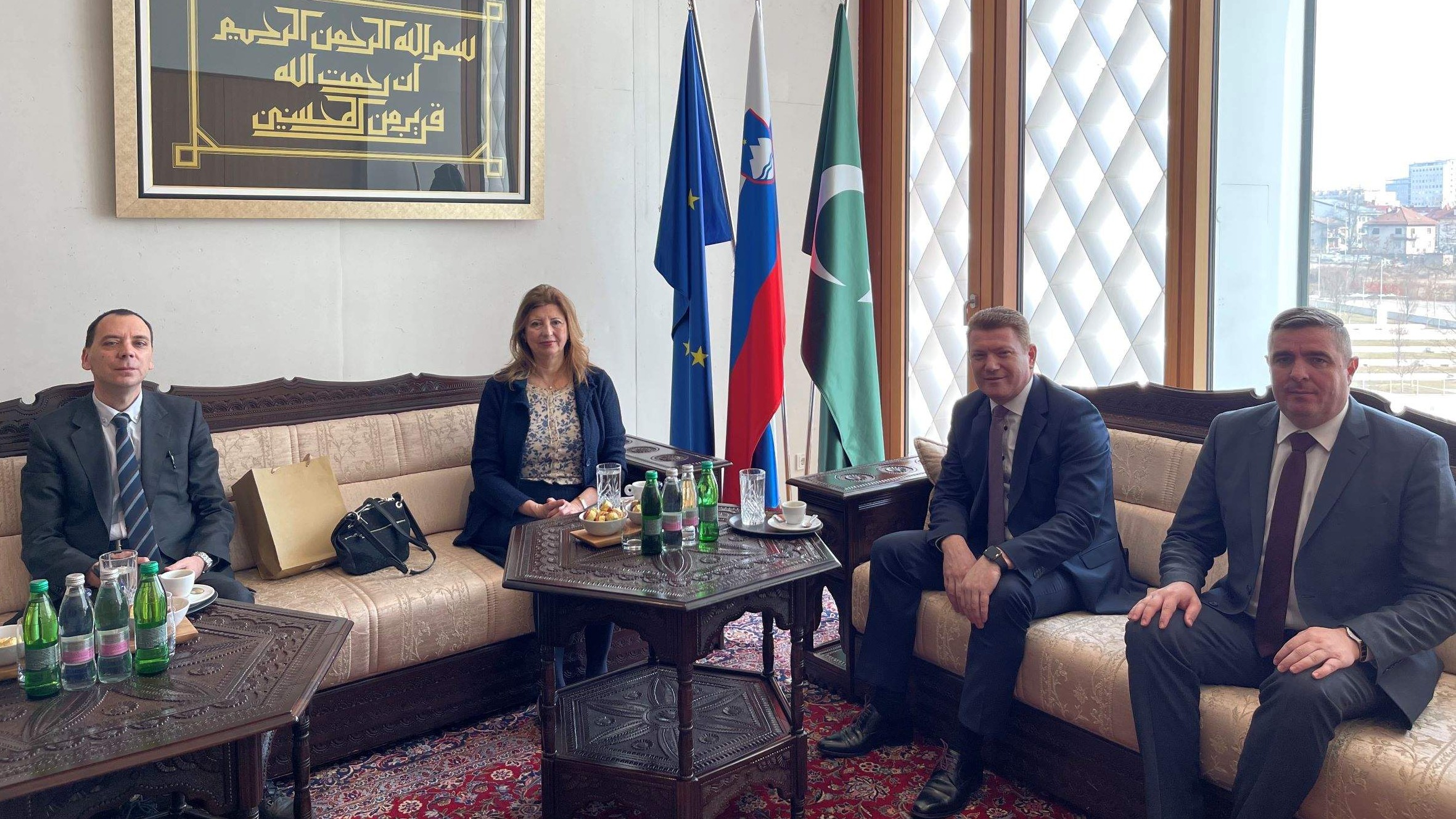 Turska ambasadorica zahvalila članovima IZ u Republici Sloveniji na pomoći turskom narodu