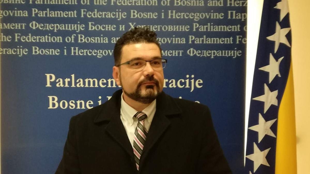 Mešalić: Iz HDZ-a nekima su uspjeli da zapuše usta, reakcija OHR-a ponižavajuća