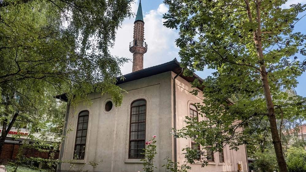 Sarajevske mahalske džamije sa četverovodnim krovom