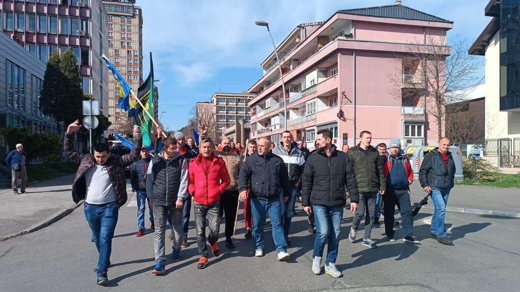 U šest rudnika jednosatni štrajk upozorenja u znak solidarnosti sa zeničkim rudarima