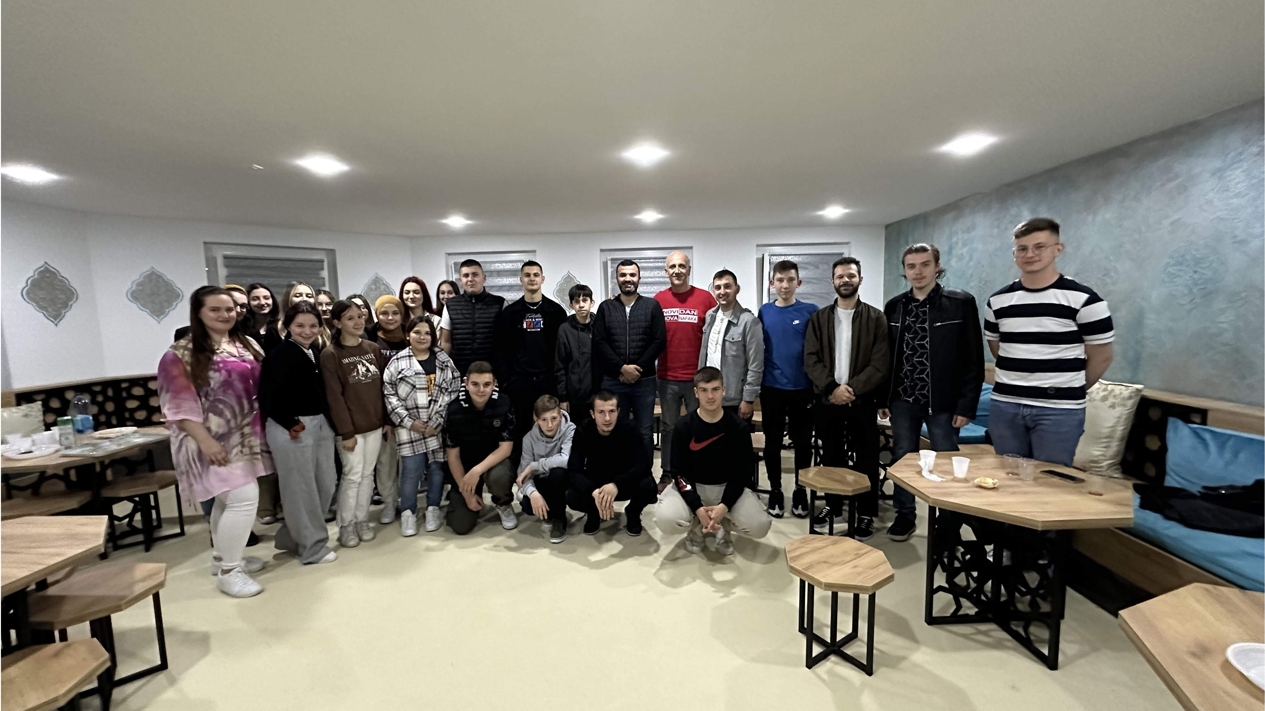 Kozarac: Održana radionica za mlade "Kad, ako ne sad"