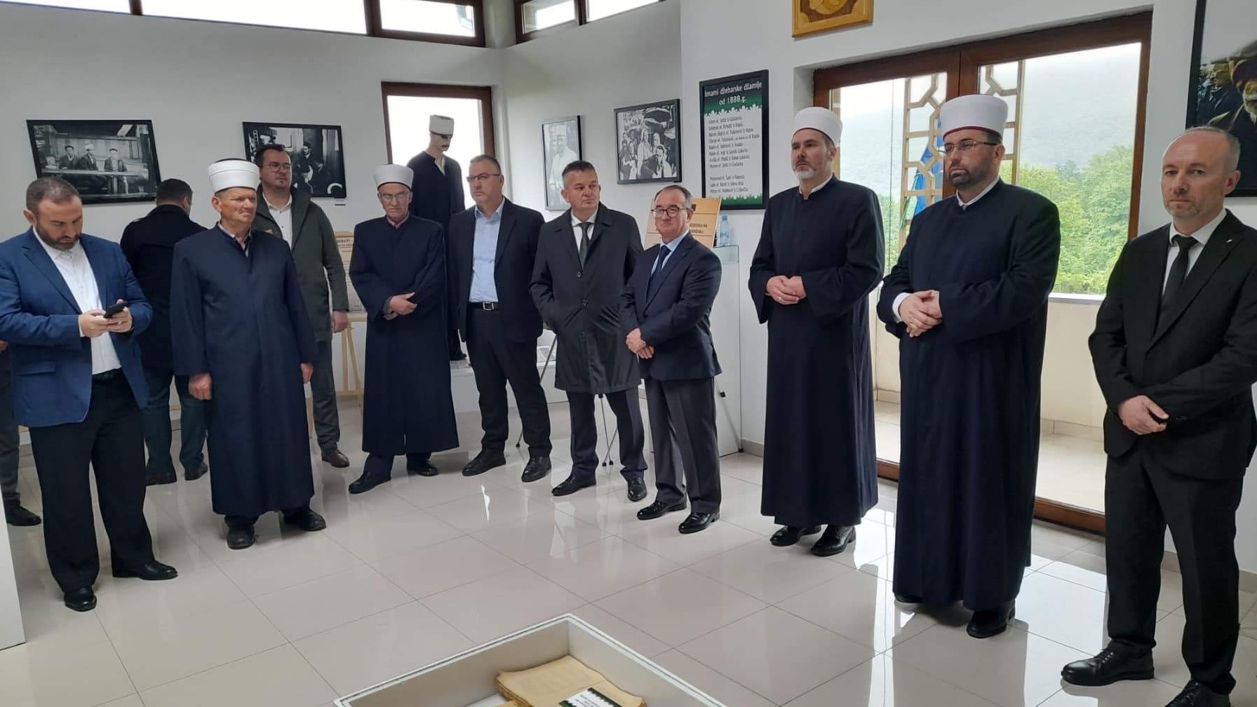 U Živinicama otvorena izložba "Berati o postavljenju imama i mujezina na području Zvorničkog sandžaka"