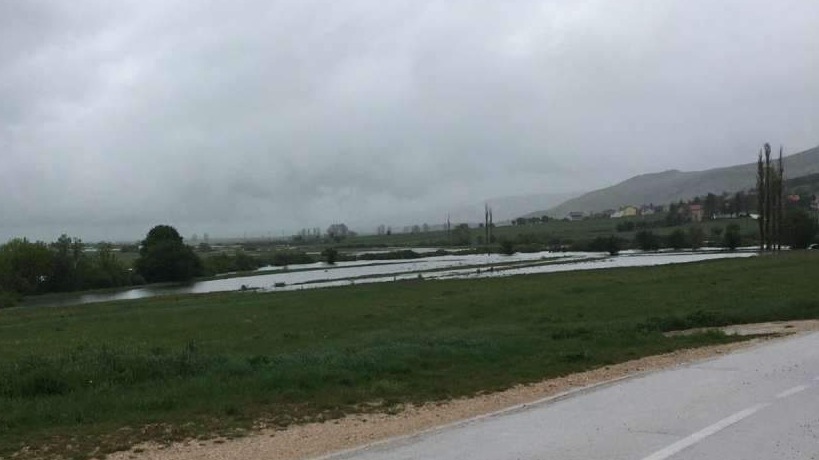 Izdato narandžasto upozorenje zbog jakih lokalnih pljuskova