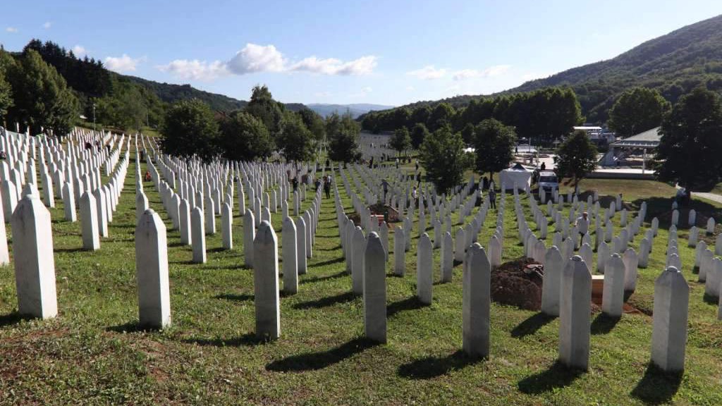 U MC Srebrenica - Potočari u toku reekshumacija žrtava genocida