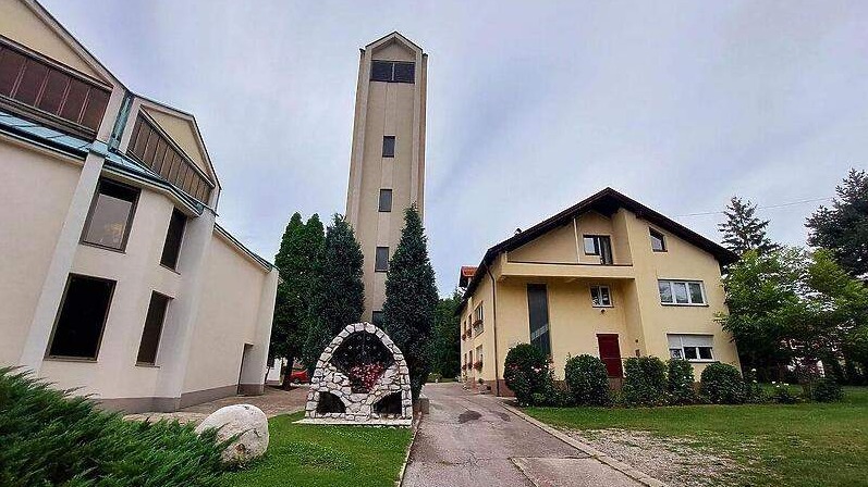 Muftijstvo sarajevsko osudilo napad na župnika u Kaknju