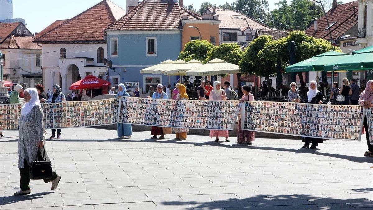 Majke Srebrenice: Tražit ćemo svoje najmilije do posljednje kapi krvi