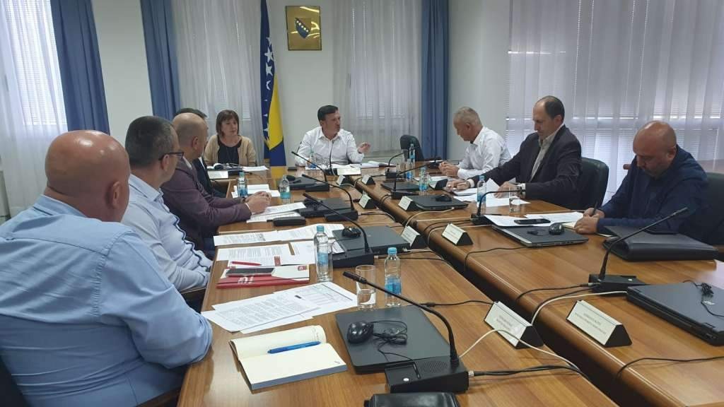 Ministar Hasičević razgovarao s poslodavcima o Odluci o utvrđivanju maksimalne visine marži