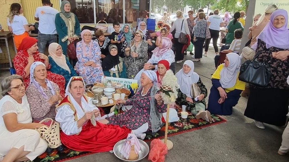 Vitez: Otvoren 2. sajam bosanskih jela i organskih proizvoda ,,Srce Bosne 2023.“