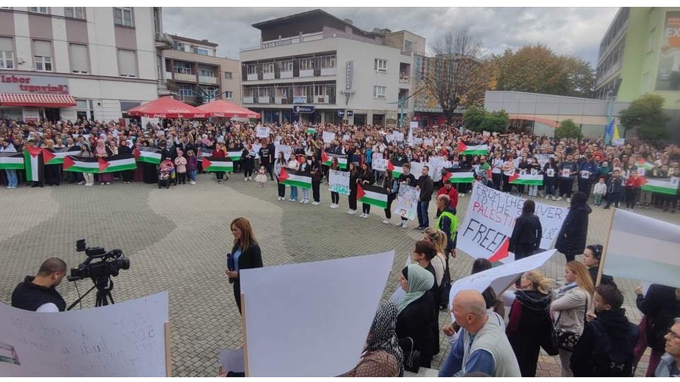 Građani Bihaća izašli na proteste i podržali mir u Palestini