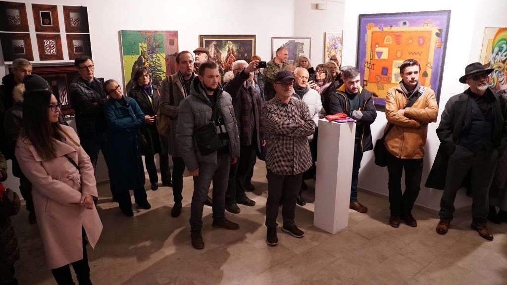 U sarajevskim galerijima 'Preporod' i 'Roman Petrović' otvorena izložba povodom Dana državnosti BiH