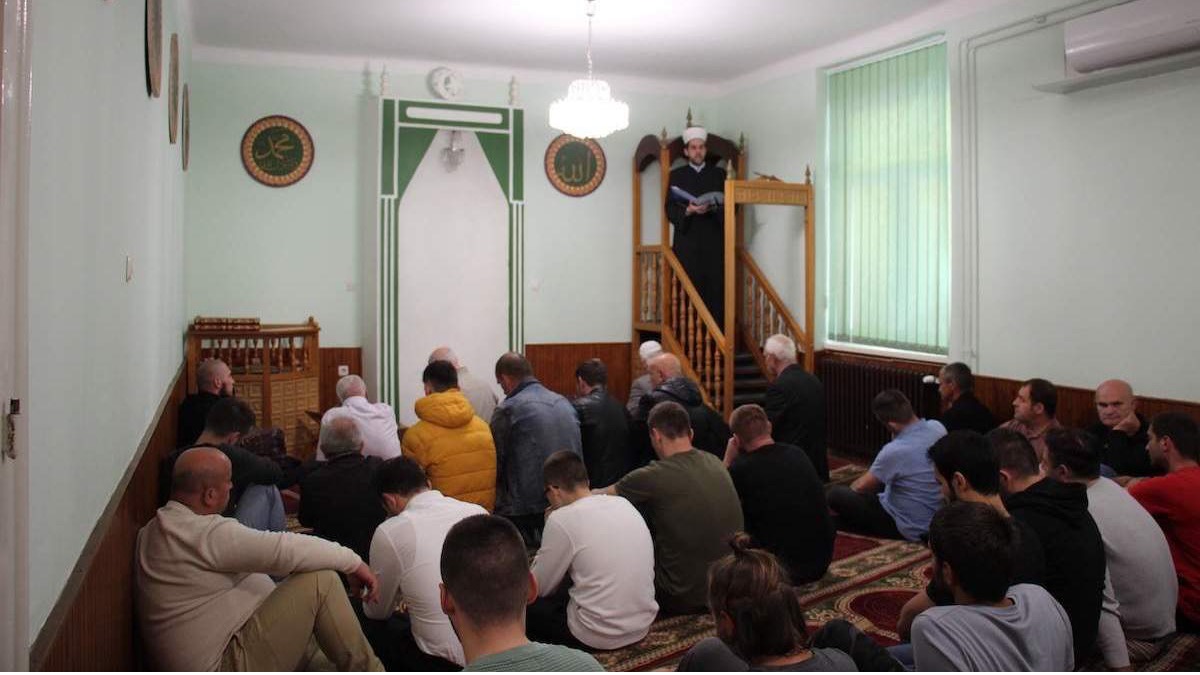 Devedeset šest godina organiziranog i institucionalnog rada i djelovanja Islamske zajednice u Osijeku