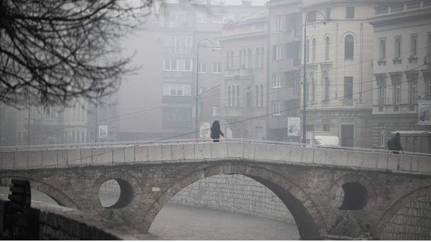 Sarajevo se i danas guši u smogu, kvalitet zraka ocijenjen kao nezdrav