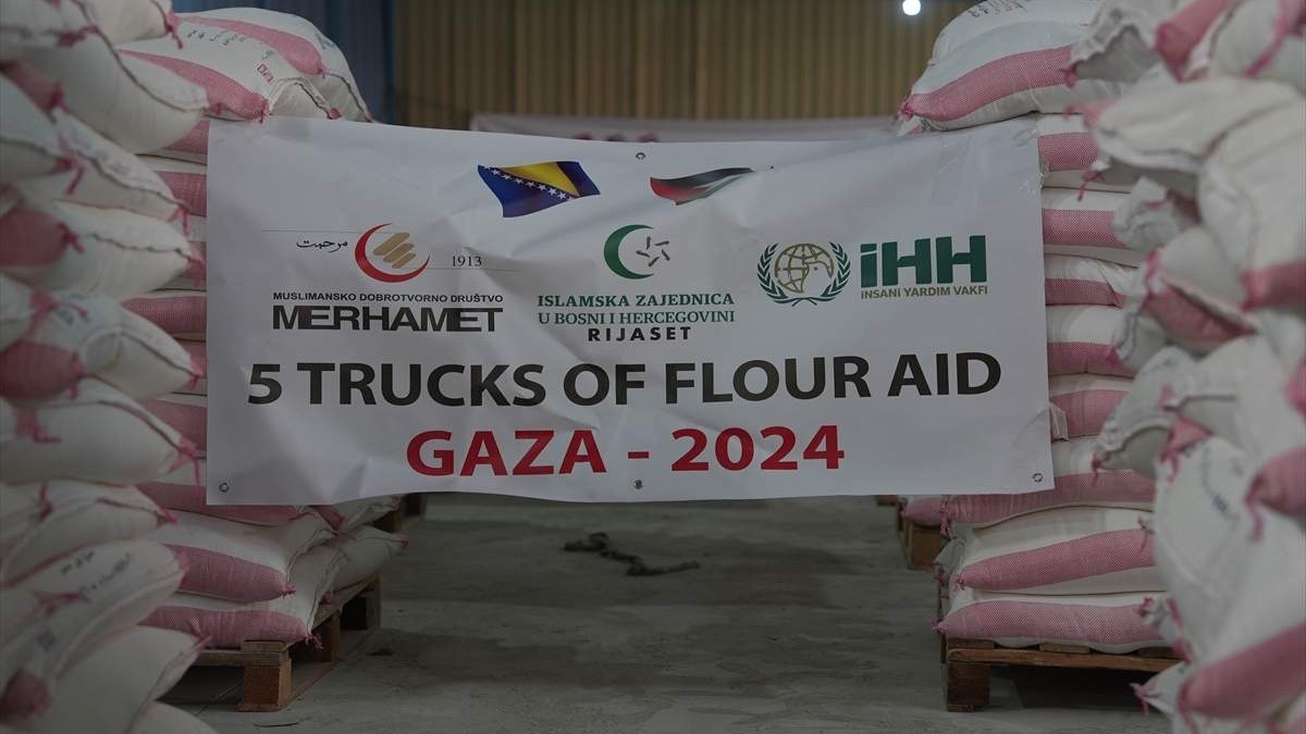 "Merhamet" uputio 100 tona brašna stanovništvu Gaze