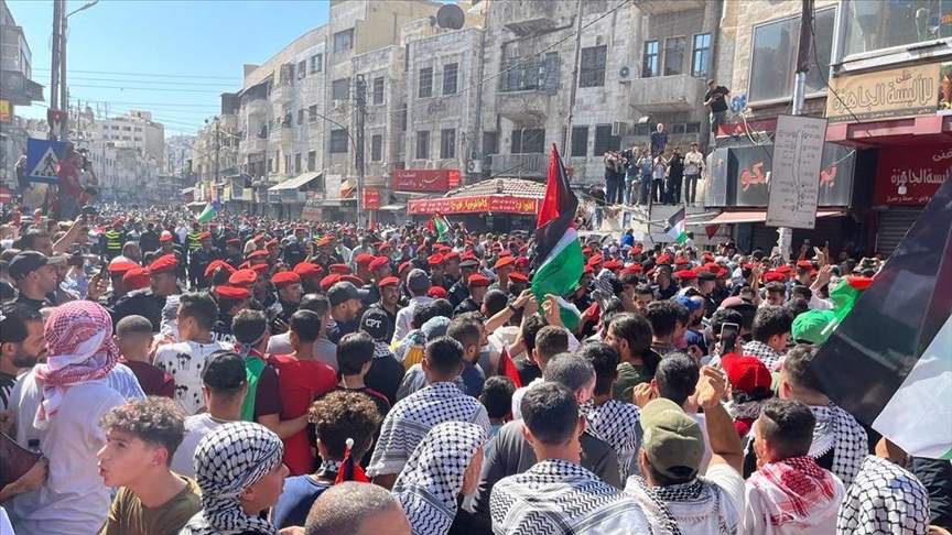 Stotine građana Jordana na skupu podrške Palestincima i Gazi