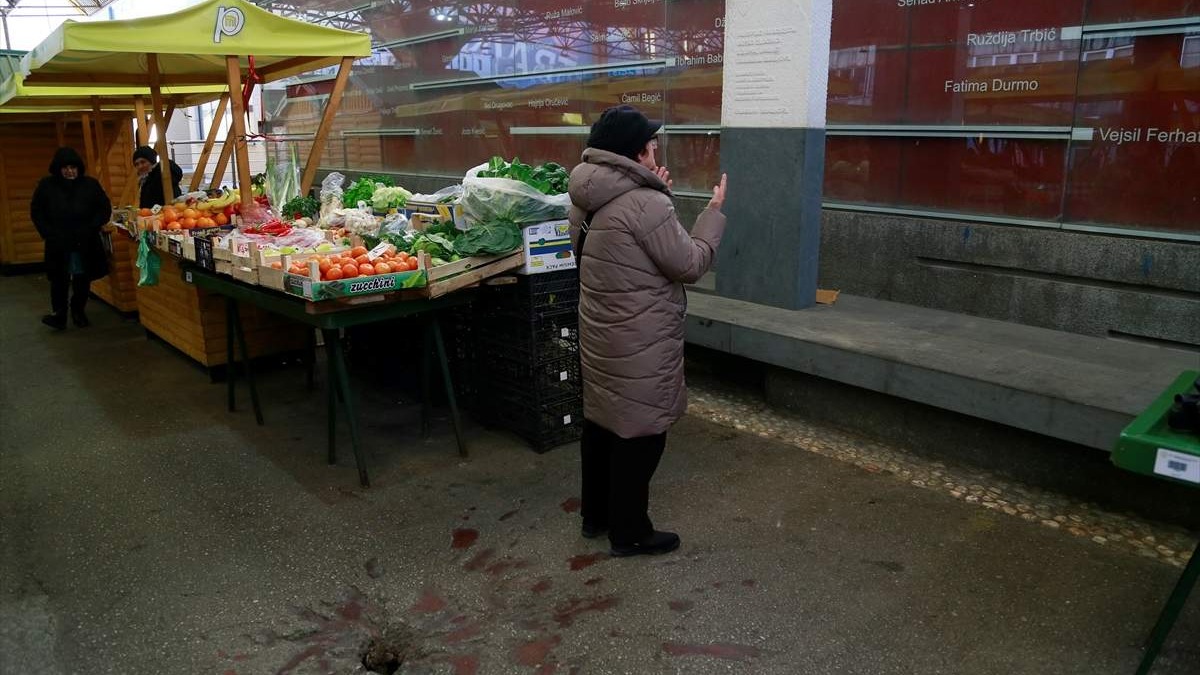 Tri decenije od prvog masakra na Markalama: Bol i slike užasa ne blijede, sve je teže i teže