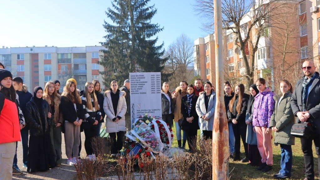 Obilježena 30. godišnjica masakra u ulici Oslobodilaca Sarajeva na Dobrinji 