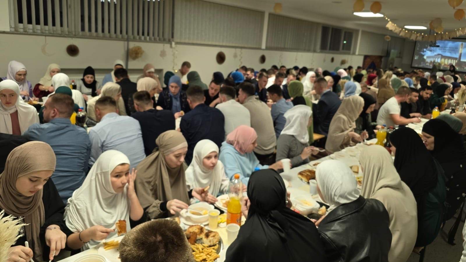 BIKZ Bošnjak Graz: Održan omladinski iftar