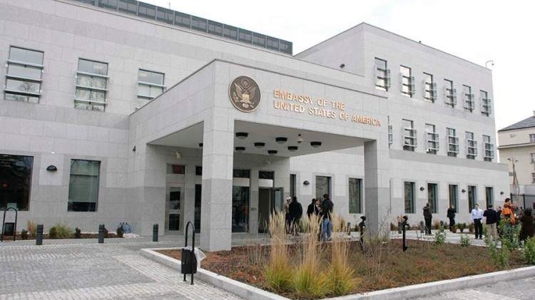 Američka ambasada osudila napad na četvoricu mladih Bošnjaka kod Stoca