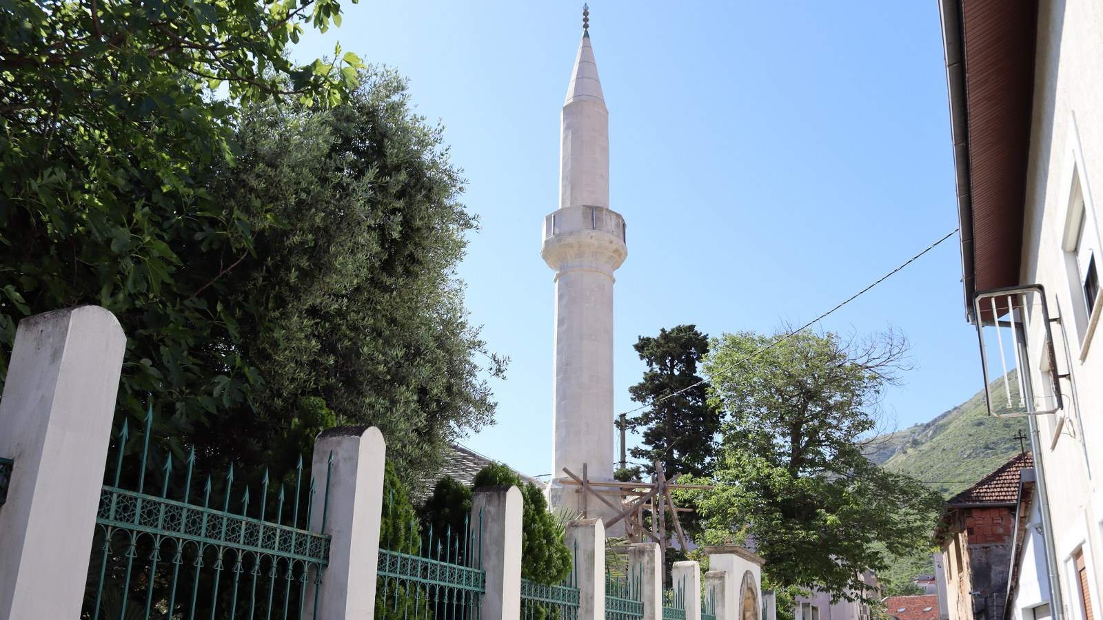 Okončani radovi na rekonstrukciji munare uz džamiju u Cernici 