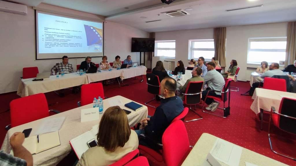 CIK BiH organizuje obaveznu edukaciju članova općinskih i gradskih izbornih komisija