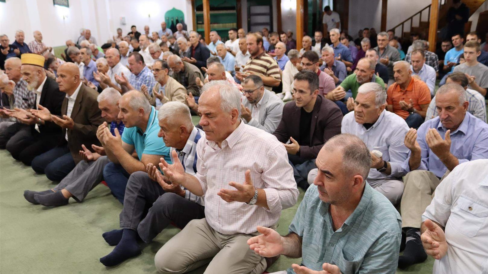 Pred džuma-namaz proučena ikrar dova hadžijama s područja mostarskog muftiluka