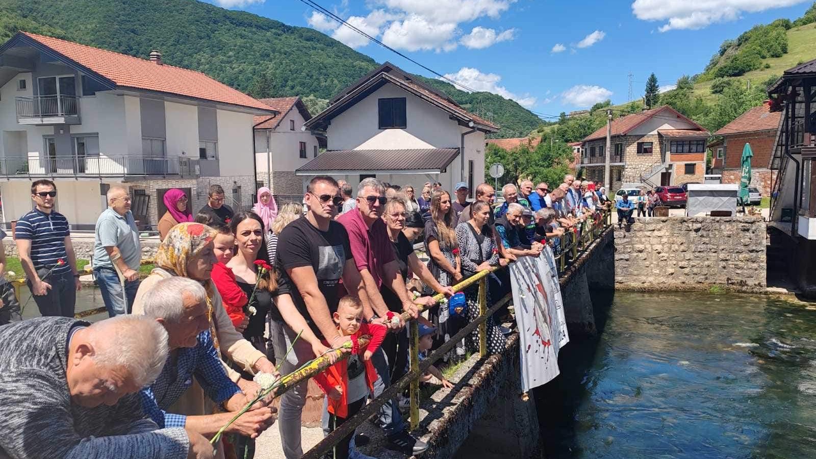 Tradicionalna manifestacija "Spomen njima, po(ru)uka nama" realizovana na području MIZ Jajce