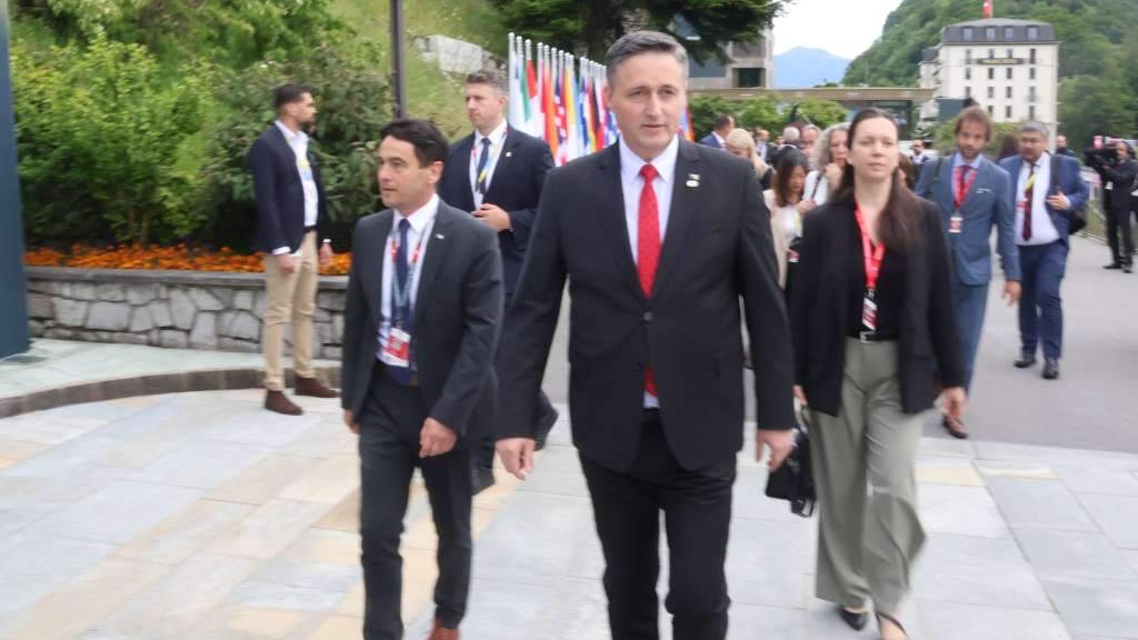 Počeo Samit u Švicarskoj, Bećirović zajedno sa svjetskim liderima