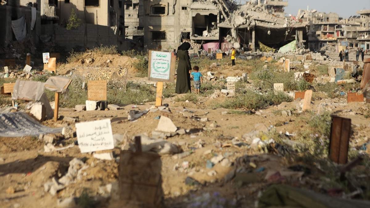 Bajram u Gazi: Palestinci obilaze mezarja