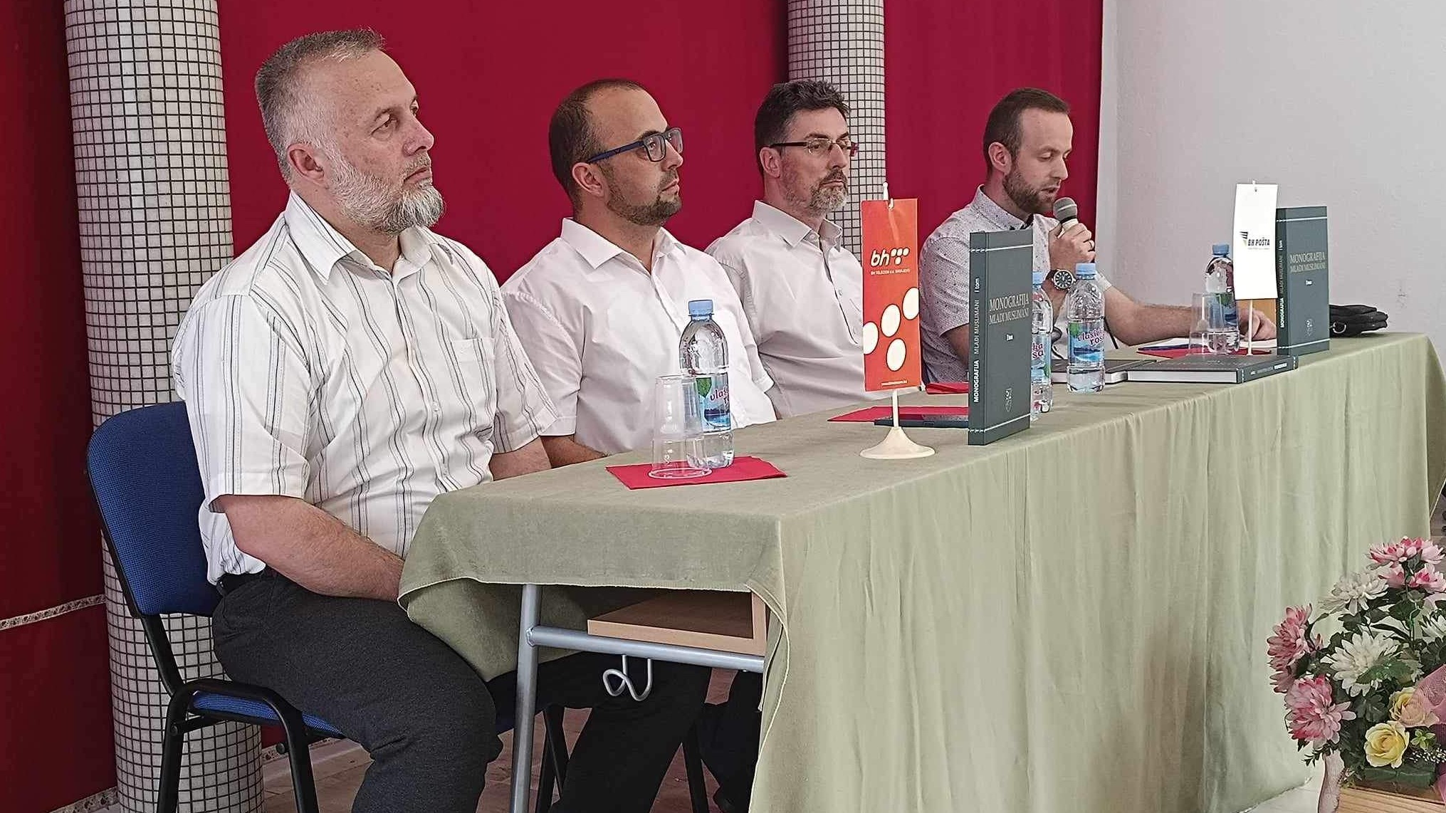 U Novom Travniku predstavljena Monografija Mladi Muslimani - I tom (VIDEO)