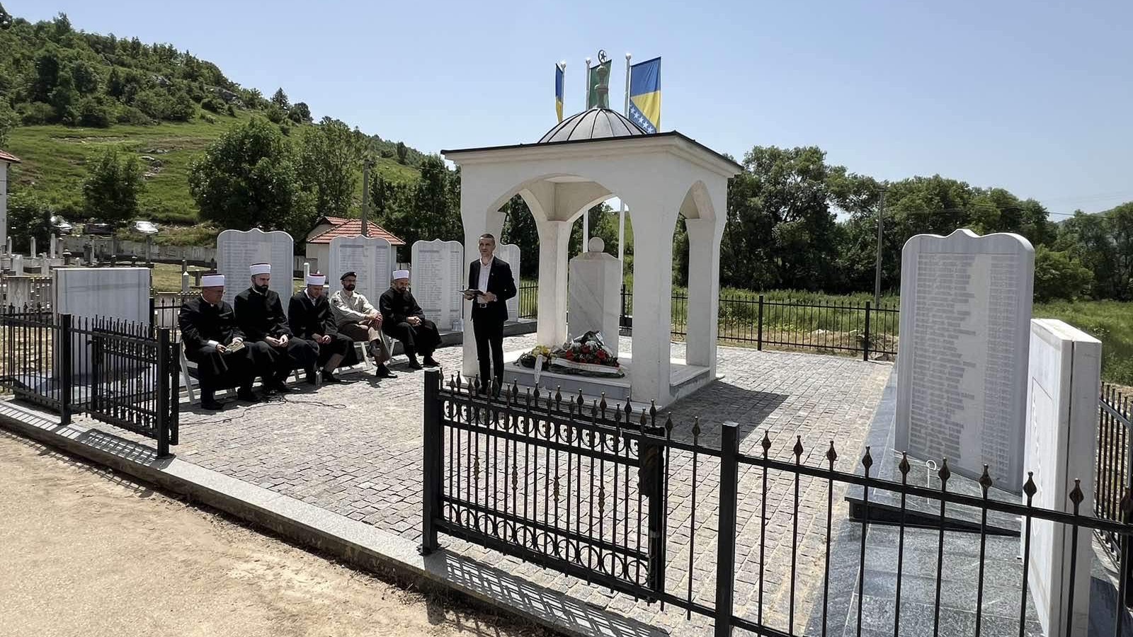 Obilježena 32. godišnjica stradanja i egzodusa Bošnjaka u Gacku