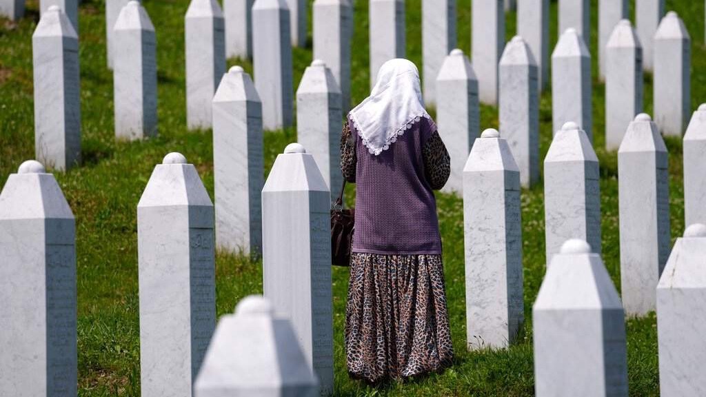 Dan sjećanja na genocid u Srebrenici prvi put u Parlamentu Češke