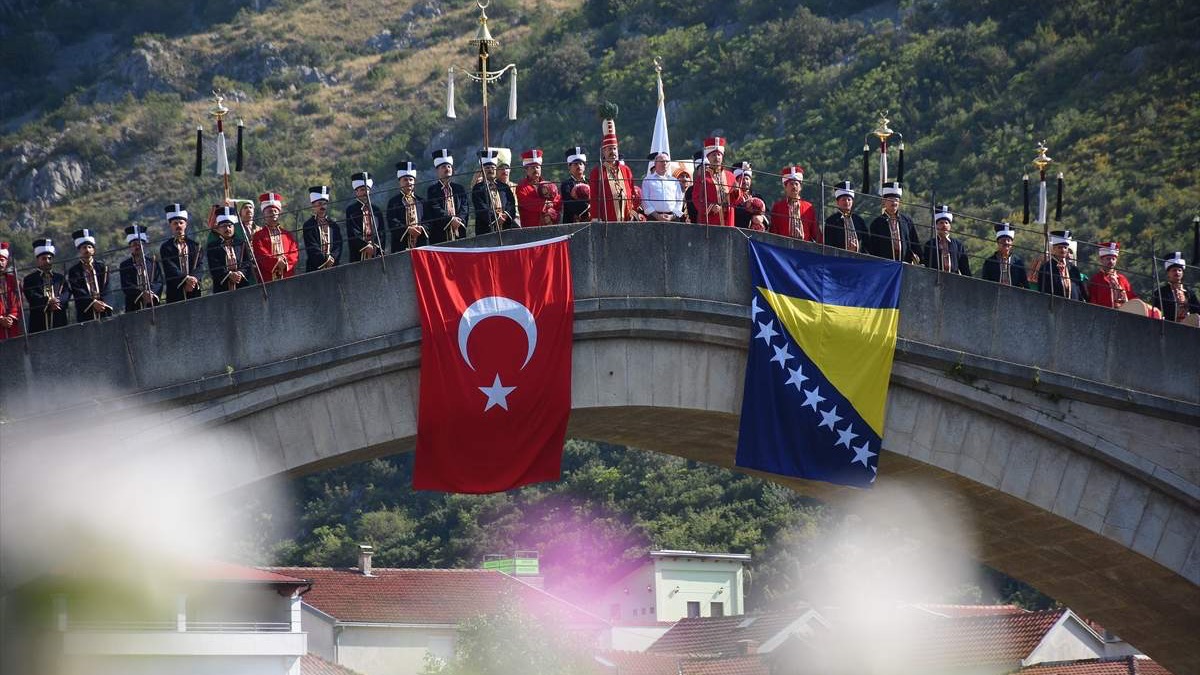 Turski vojni orkestar Mehter nastupio u Mostaru