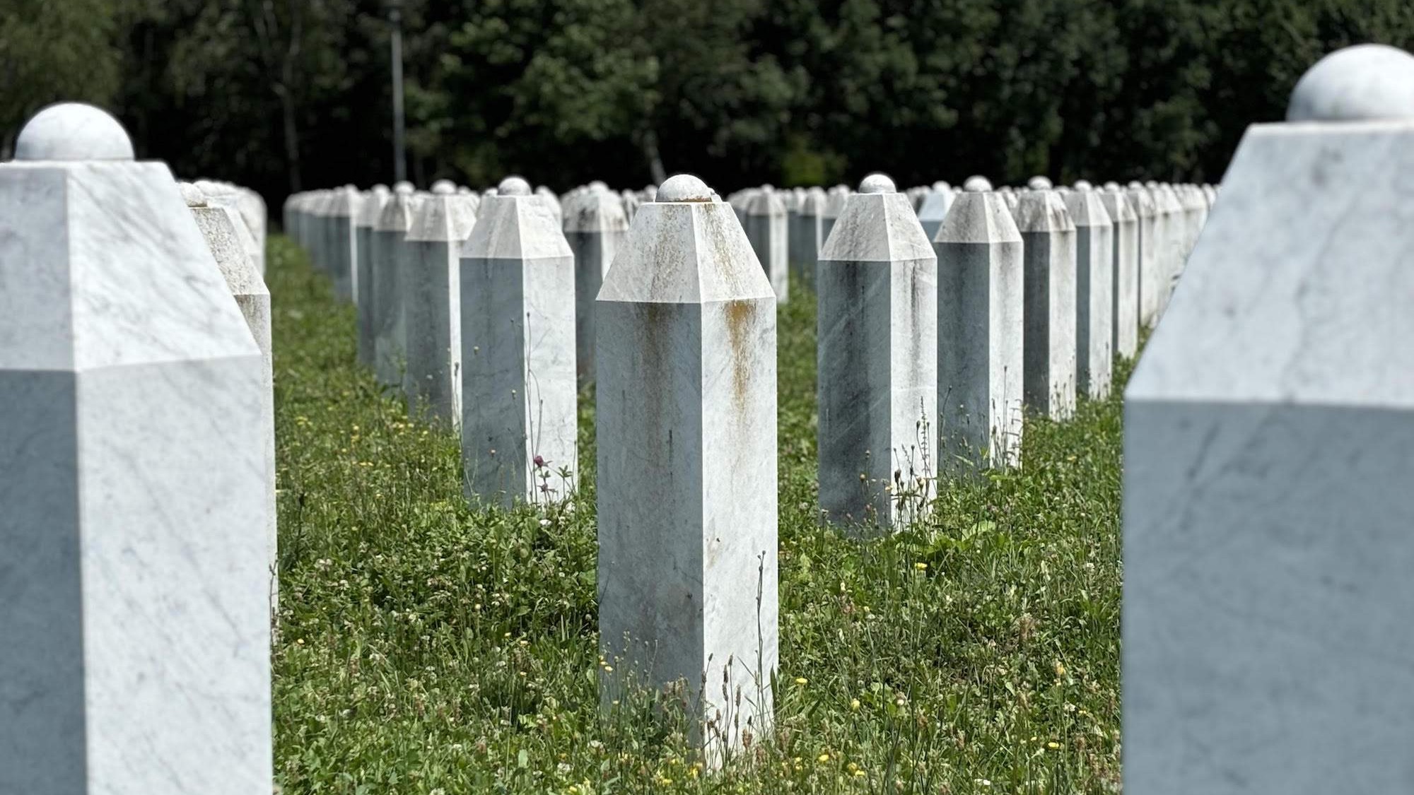 Imena 14 žrtava genocida koje će 11. jula biti ukopane u Potočarima: Konačan smiraj naći će sin uz oca, otac uz sina