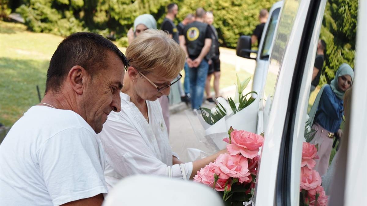 Iz Visokog ispraćeni tabuti s posmrtnim ostacima žrtava genocida u Srebrenici