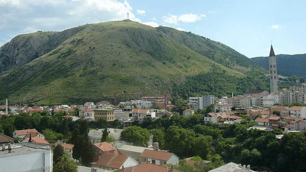 Muslimani su u pravu: Ogromnim zvonikom i križem u Mostaru se želi pokazati čiji je to grad
