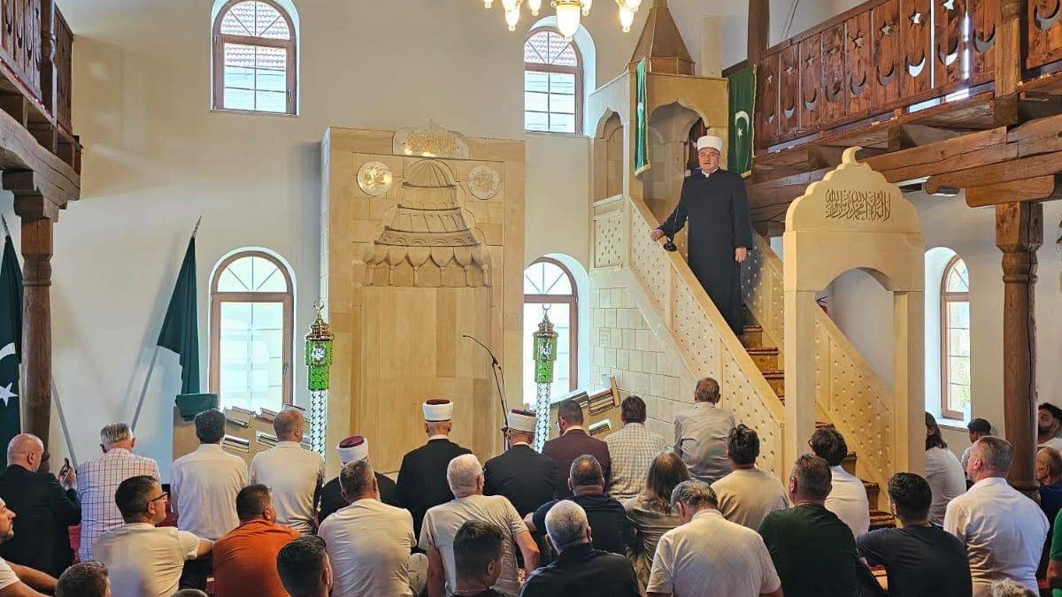 Muftija Hasanović u Bosanskoj Dubici: Džamija je mjesto okupljanja i rasadnik dobra
