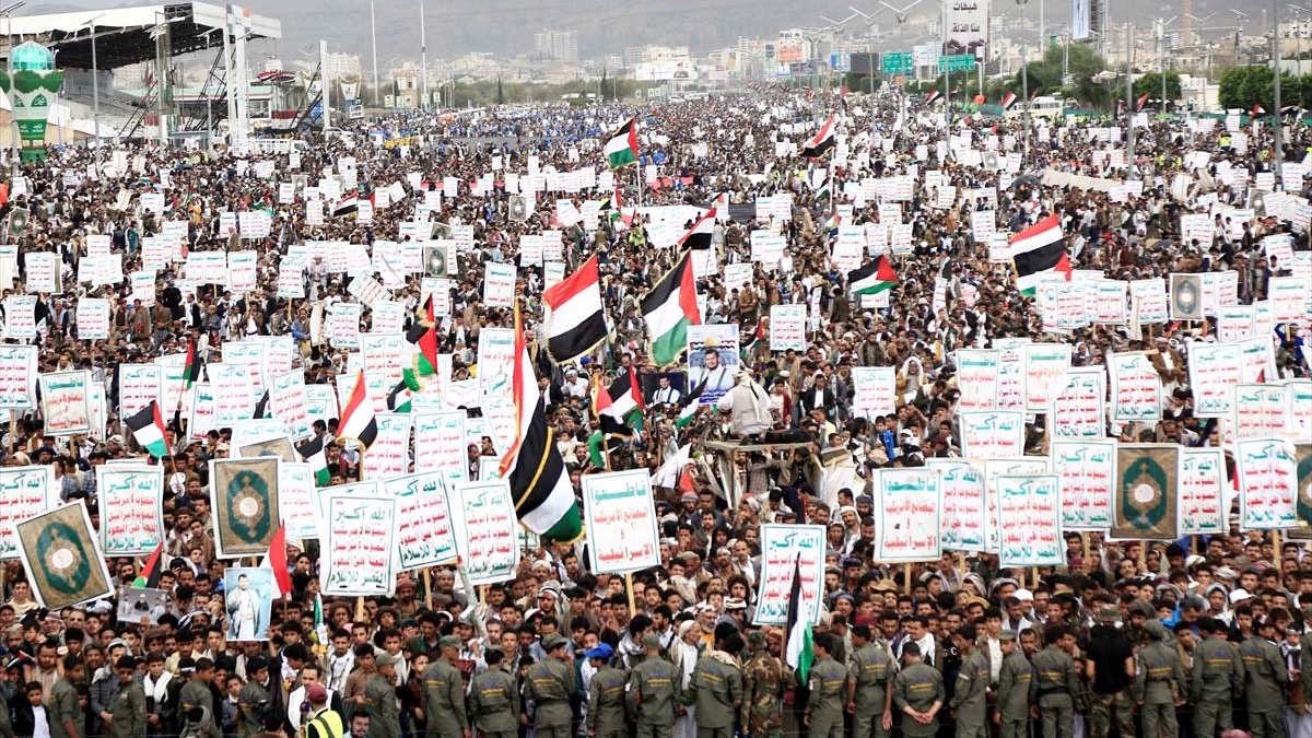 Stotine hiljada ljudi se okupilo na protestima podrške Palestini u Jemenu