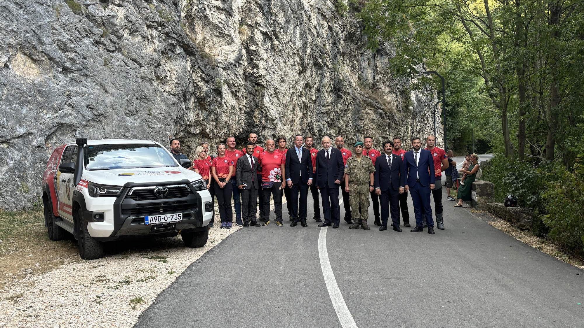 Održana primopredaja vozila za potragu i spašavanje Gorskoj službi spašavanja FBiH (VIDEO)