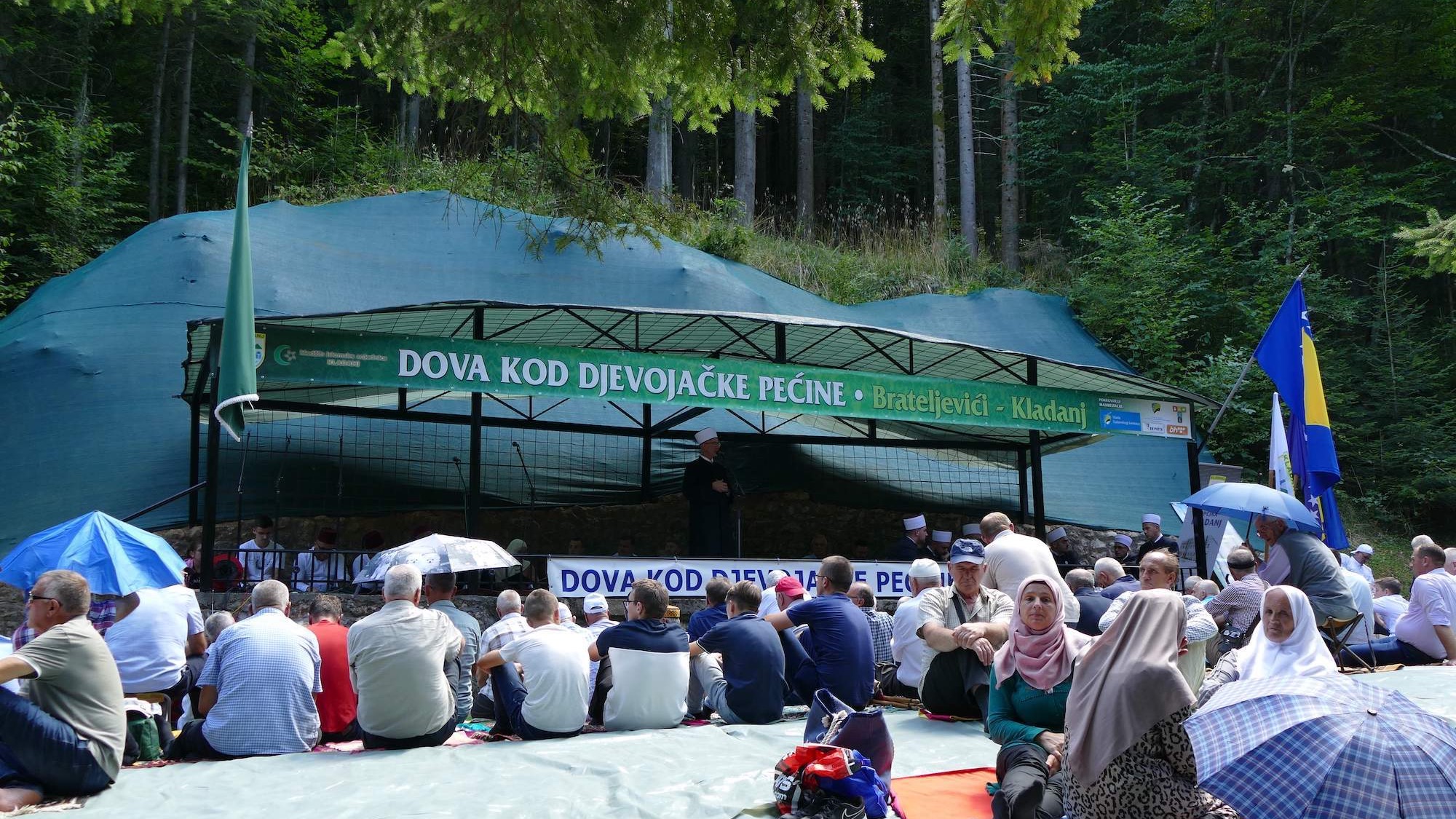 Tradicionalna Dova kod Djevojačke pećine 25. augusta