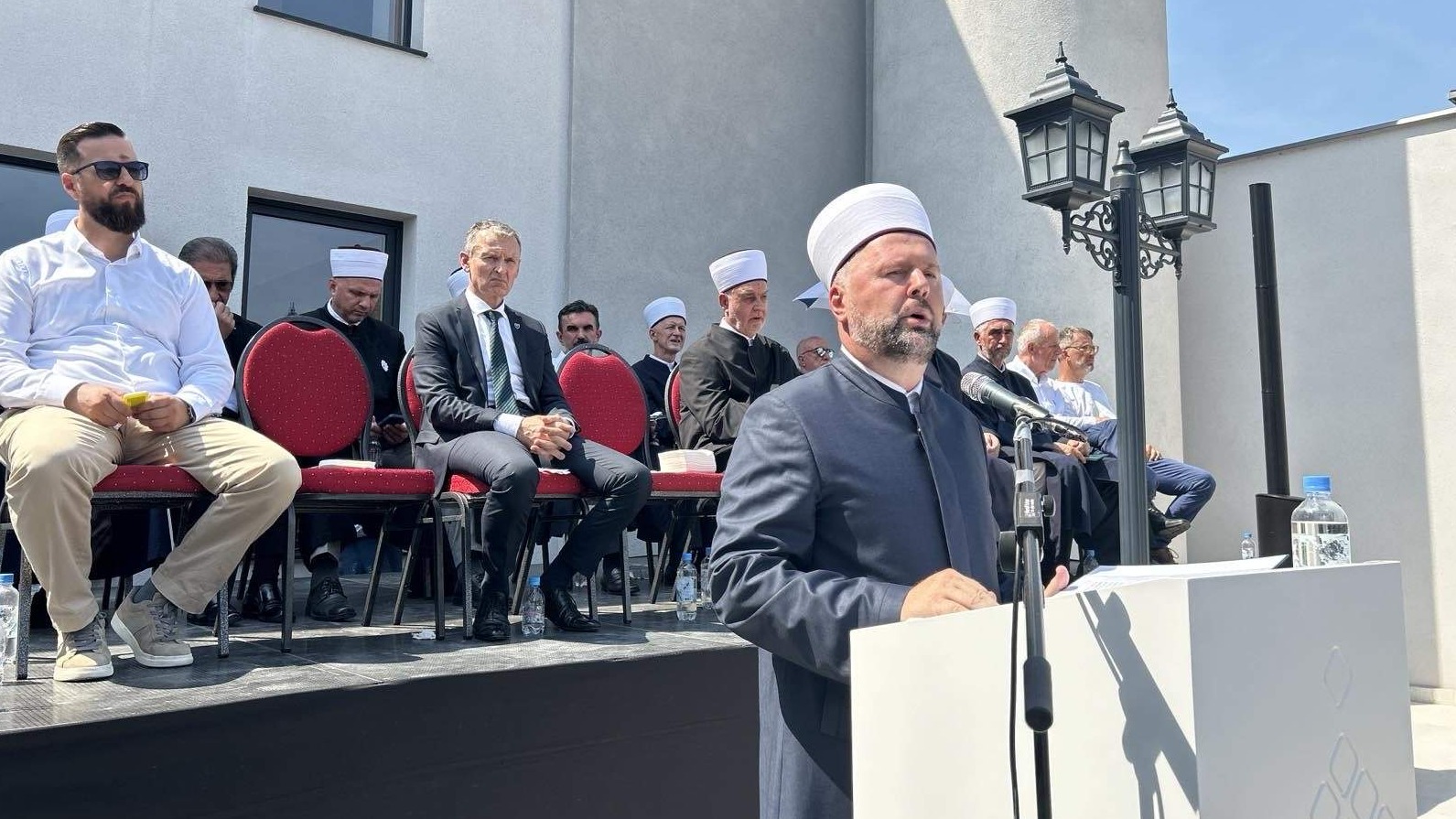 Muftija zenički: Bosanski muslimani imaju poseban odnos prema džamijama