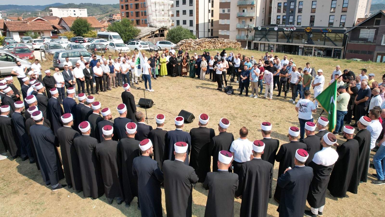 Proučen Jasin i dova za šehide Hadžeta