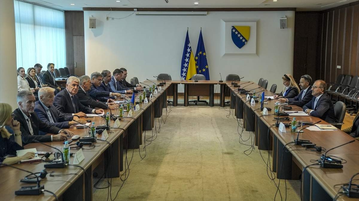 Članovi Zajedničkog kolegija oba doma PSBIH razgovarali s novoimenovanim šefom Delegacije EU u BiH Sorecom